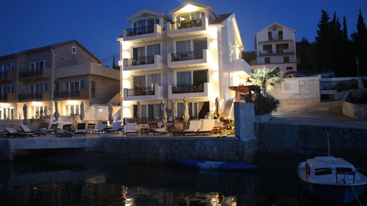 Apartments Harmonia ติวัต ภายนอก รูปภาพ