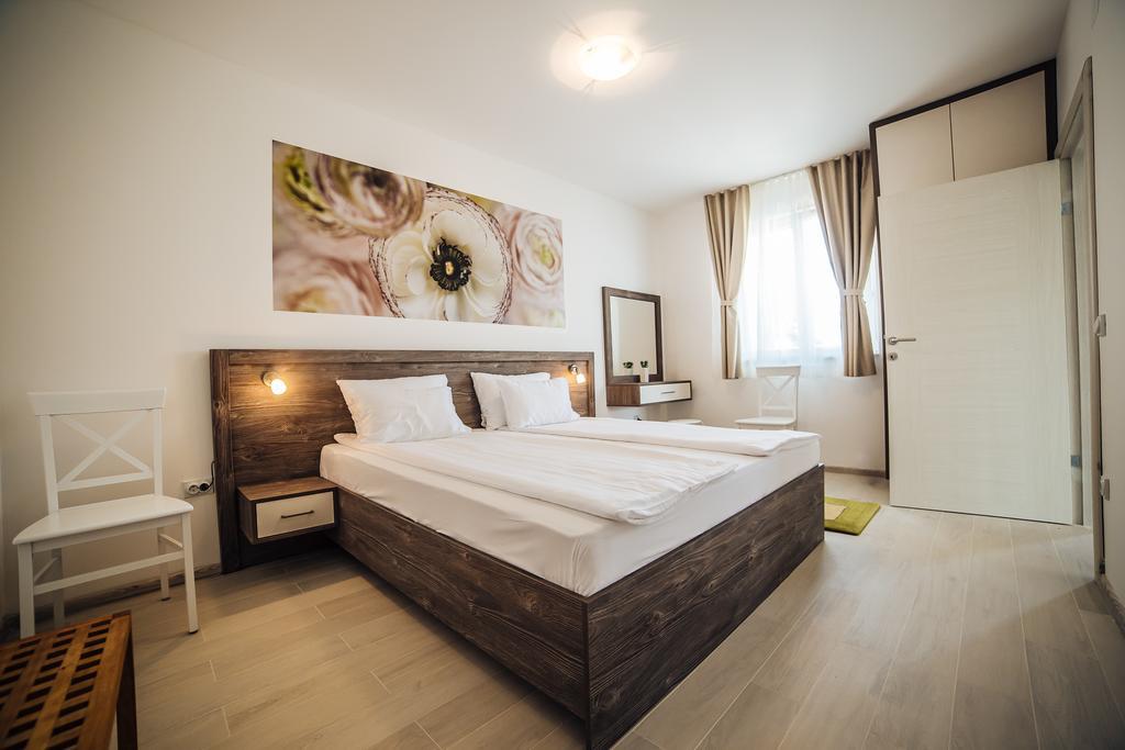 Apartments Harmonia ติวัต ภายนอก รูปภาพ