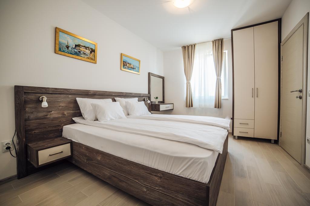 Apartments Harmonia ติวัต ภายนอก รูปภาพ
