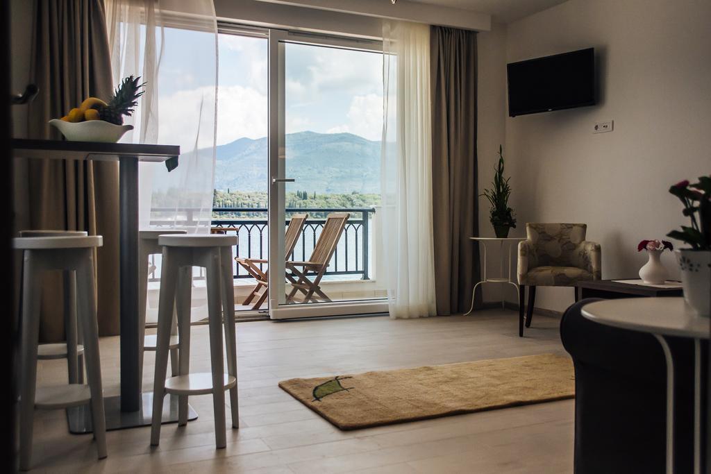 Apartments Harmonia ติวัต ภายนอก รูปภาพ